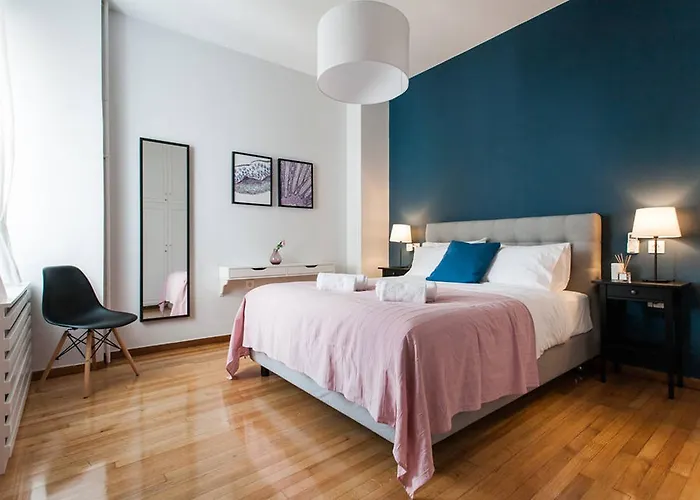 Chic And Cosy Flat In Plaka By Upstreet