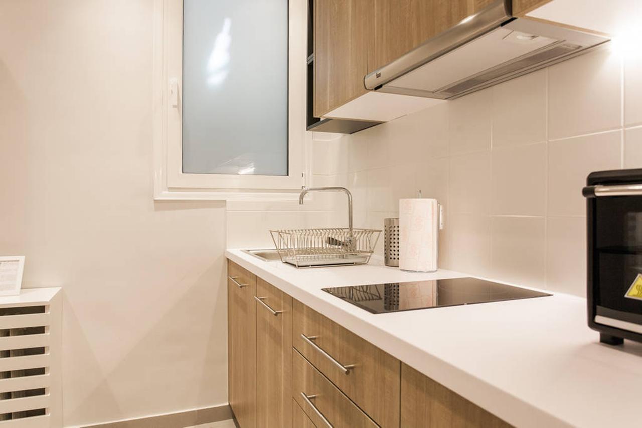 Chic And Cosy Flat In Plaka By Upstreet * Athens